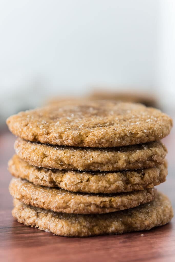 stack of 5 pumpkin spice cookies